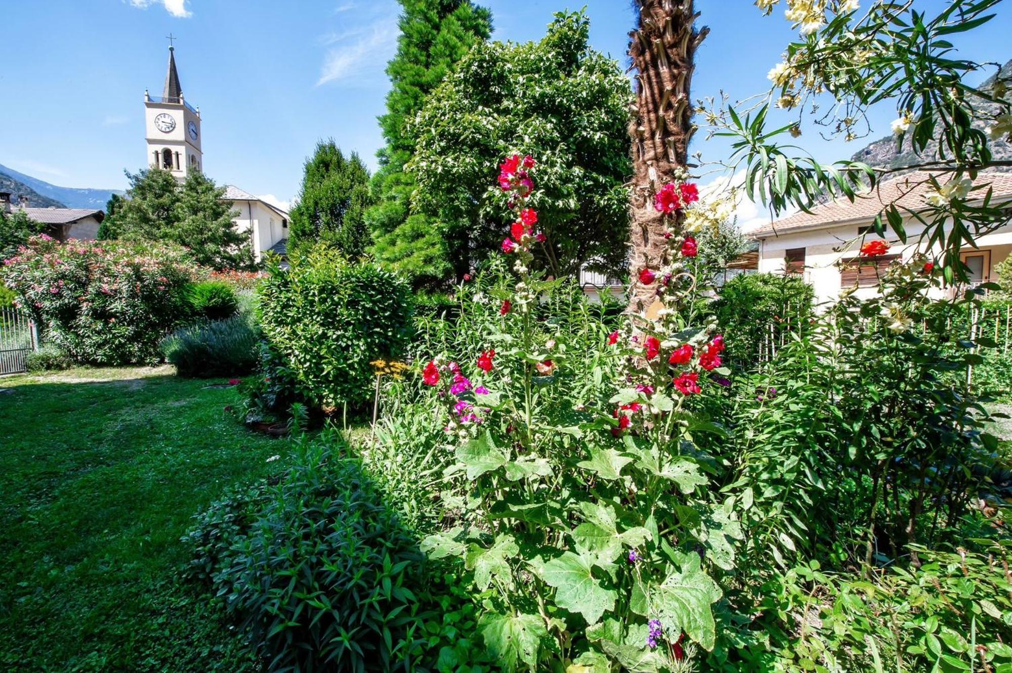 Il Pellegrino Bed & Breakfast Issogne Eksteriør bilde